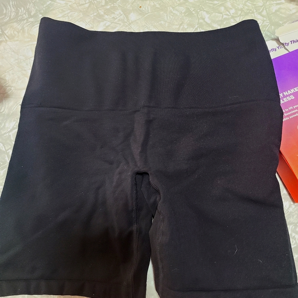 Yitty brand midi shaping shorts